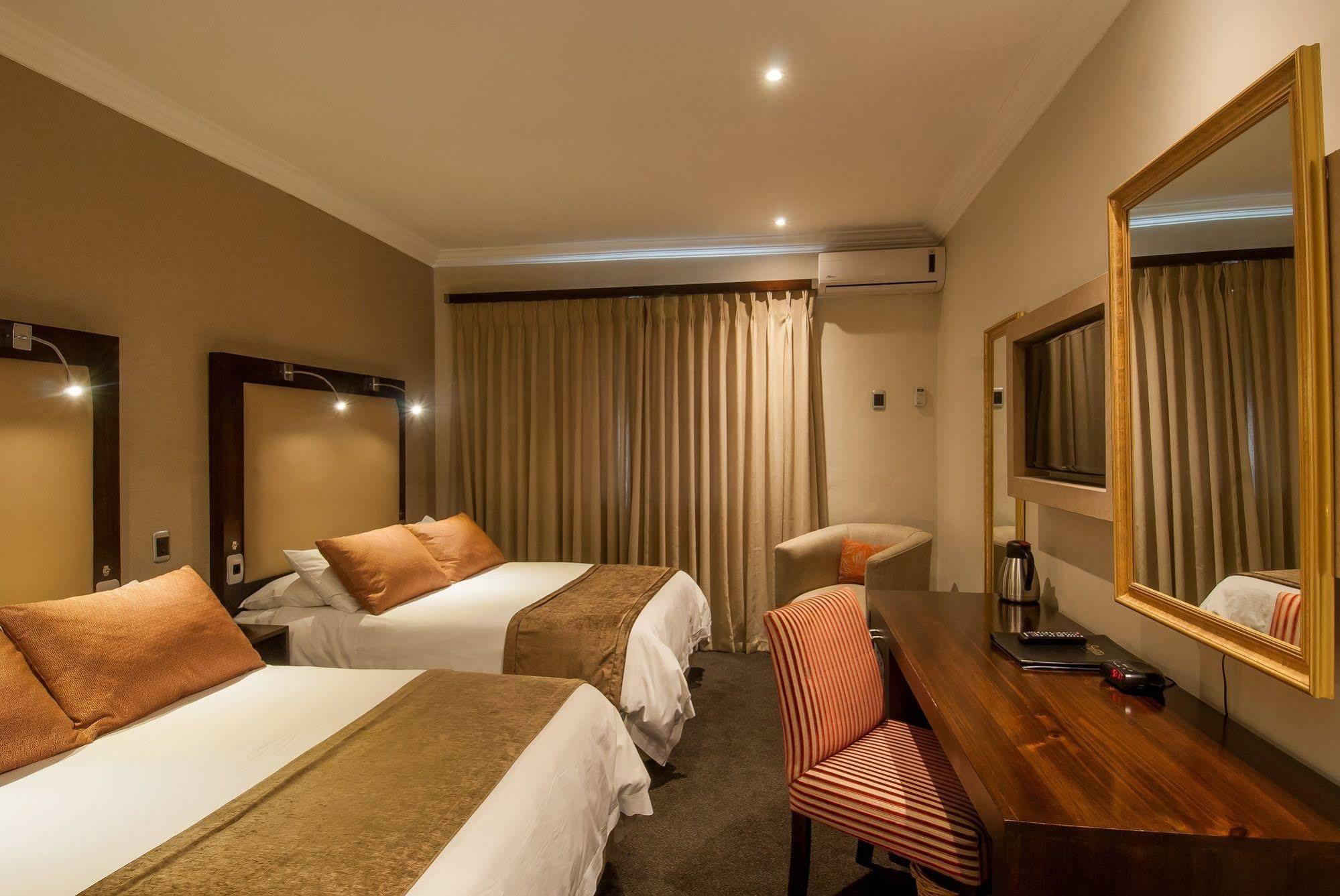 The Graham Hotel Grahamstown Exterior foto